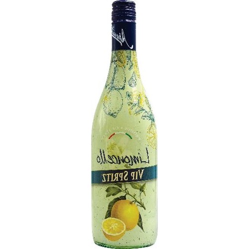 Butelka Limoncello VIV Spritz o jasnozielonym odcieniu. Cała powierzchnia butelki pokryta jest delikatnym wzorem cytryn i liści. Na etykiecie widnieje nazwa produktu i mała włoska flaga. Ciemnoniebieska zakrętka.