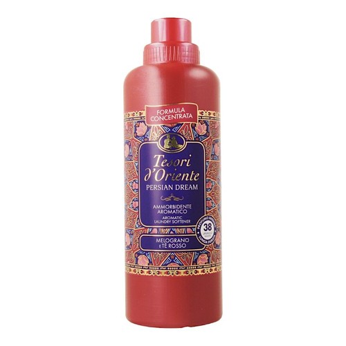 Czerwony płyn do płukania Tesori d'Oriente Persian Dream, skoncentrowany, o zapachu granatu i czerwonej herbaty. 38 prań.