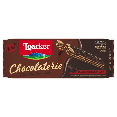 Wafle Loacker Chocolaterie Dark Chocolate, 118g. Opakowanie z grafiką chrupiących wafli z kremem i polewą czekoladową.