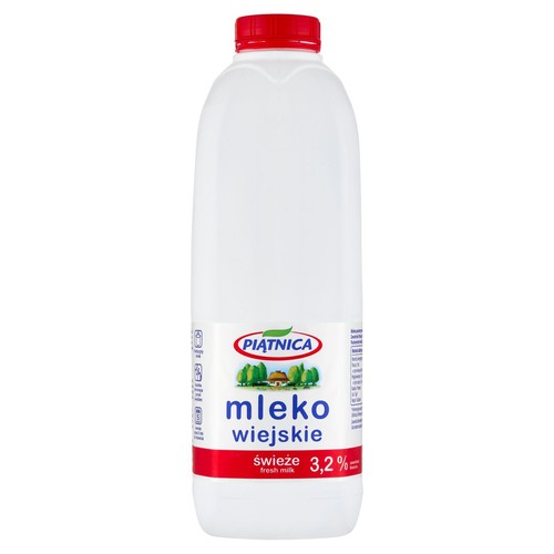 Butelka mleka Piątnica, świeże 3,2% tłuszczu, z etykietą przedstawiającą krajobraz.