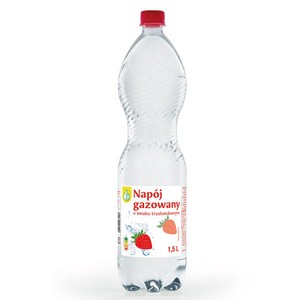 Napój gazowany o smaku truskawkowym  Auchan 1,5 l