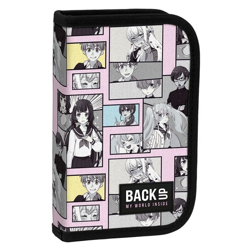 Piórnik z wzorem w stylu anime/manga, przedstawiającym różne postacie w komiksowych kadrach.