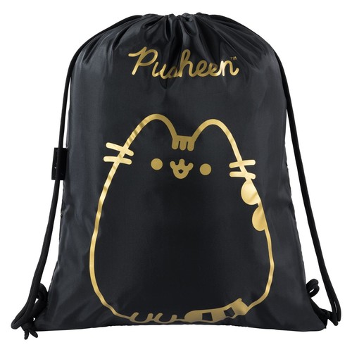 Czarny worek gimnastyczny ze złotym nadrukiem kota Pusheen i napisem "Pusheen". Posiada czarne sznurki ściągające.