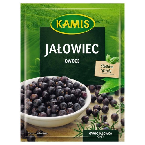 Opakowanie przyprawy Kamis Jałowiec Owoce, z zielonym tłem i ciemnozielonym panelem. Widoczne są ciemne, okrągłe owoce jałowca w misce oraz obok niej, z zielonymi gałązkami. Etykieta informuje o ręcznym zbieraniu.