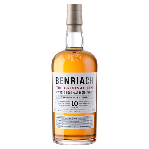 Butelka szkockiej whisky słodowej Benriach The Original Ten Speyside, leżakowanej przez 10 lat. Dojrzewała w trzech rodzajach beczek: po bourbonie, sherry i z dębu. Etykieta opisuje warstwy smaków.