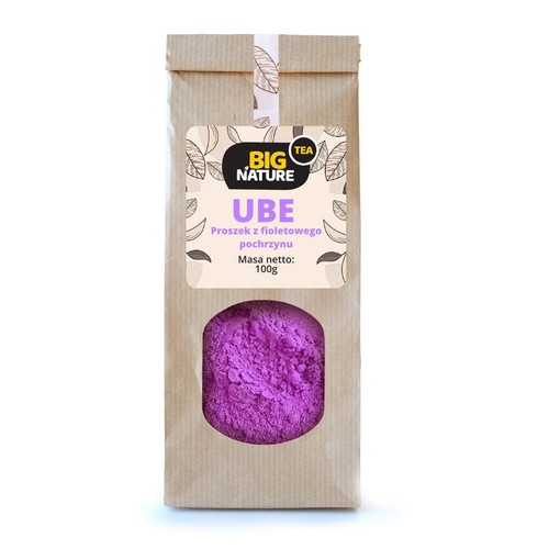 Opakowanie Big Nature Tea Ube, proszek z fioletowego pochrzynu. Brązowa torebka z okienkiem, przez które widać fioletowy proszek.