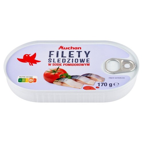 Puszka Auchan Filety Śledziowe w Sosie Pomidorowym, 170 g. Na etykiecie grafika filetów, pomidora i natki.