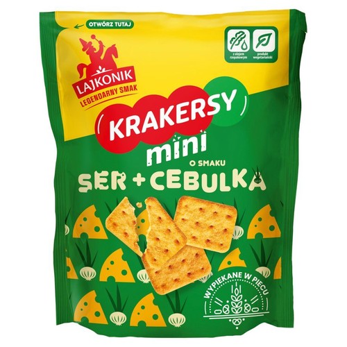Zielona paczka krakersów Lajkonik mini Ser + Cebulka. Na opakowaniu widać chrupiące krakersy oraz grafiki sera i cebuli.