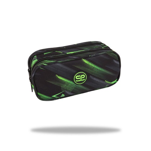 Czarny piórnik CoolPack z dwoma komorami, ozdobiony zielono-szarymi, abstrakcyjnymi wzorami. Posiada logo CP.