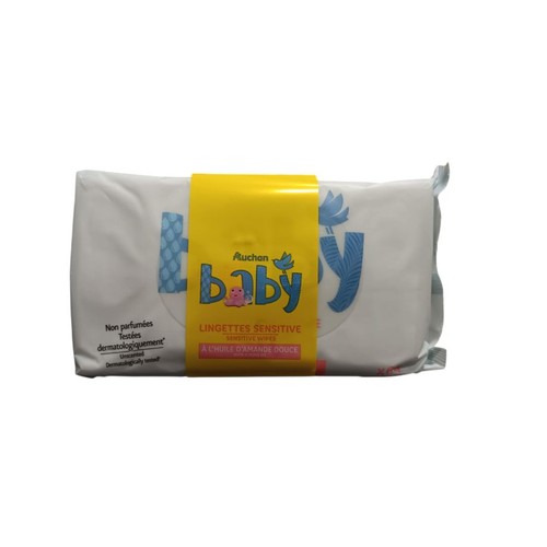 Chusteczki nawilżane Sensitive z olejkiem migdałowym Auchan baby 3 x 64 sztuki