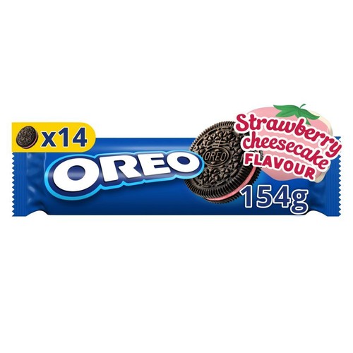 Oreo o smaku truskawkowego sernika. Niebieskie opakowanie z 14 ciastkami, waga netto 154g. Grafika ciastka z różowym kremem.
