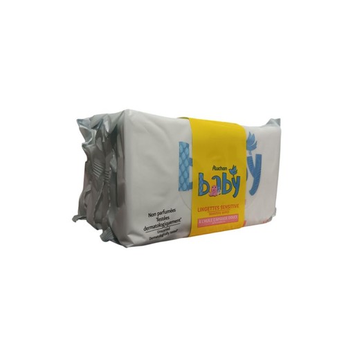 Chusteczki nawilżane Sensitive z olejkiem migdałowym Auchan baby 3 x 64 sztuki